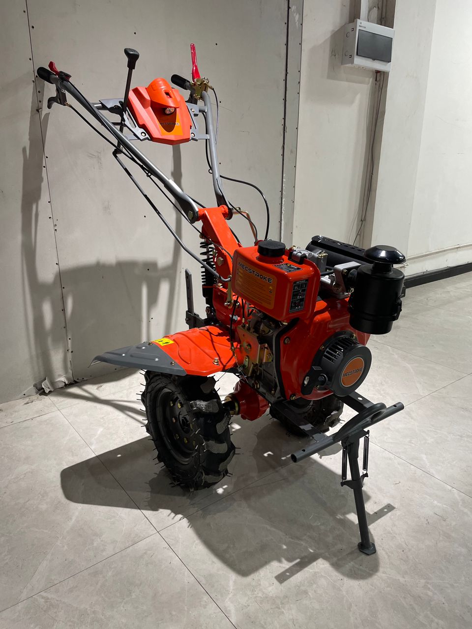 MECSTROKE BRAND 8HP DIESEL OPERATED ROTARY CULTIVATOR /POWER TILLER /WEEDER-173F WITH SINGLE SHOCKER - Image 2